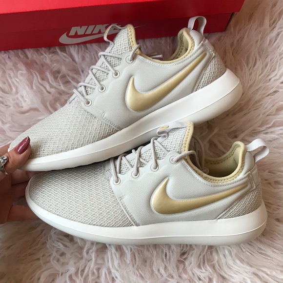 NWT Nike Roshe Two - Picture 5 of 8